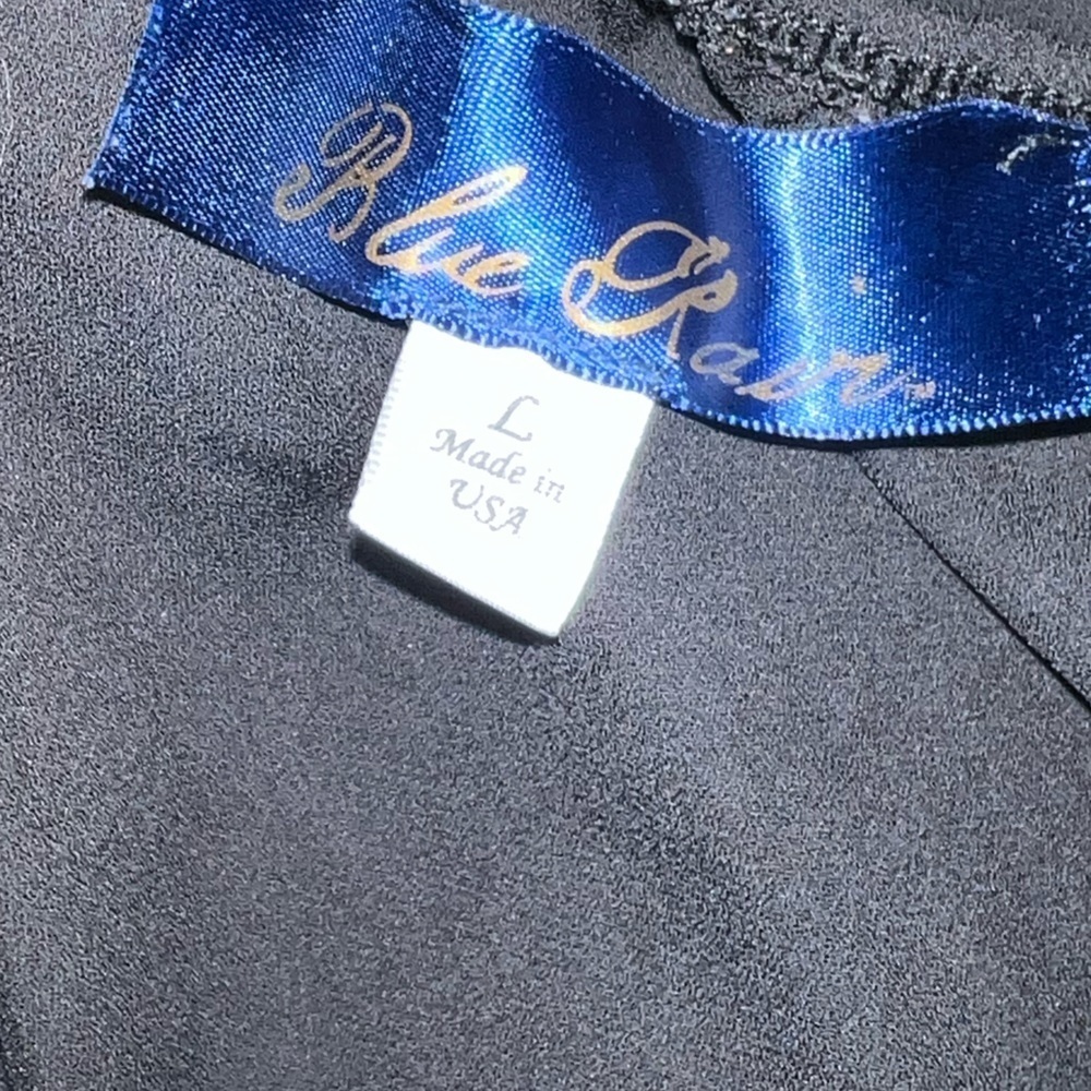 *Blue rain- Black tank top - Picture 6 of 7